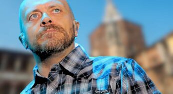 Max Pezzali diffida il Comune di Pavia: “Così mi danneggiate”, cosa è successo